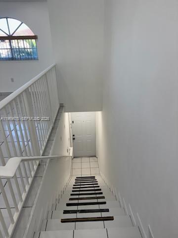 Photo - 3375 W 76th St Unidad 234