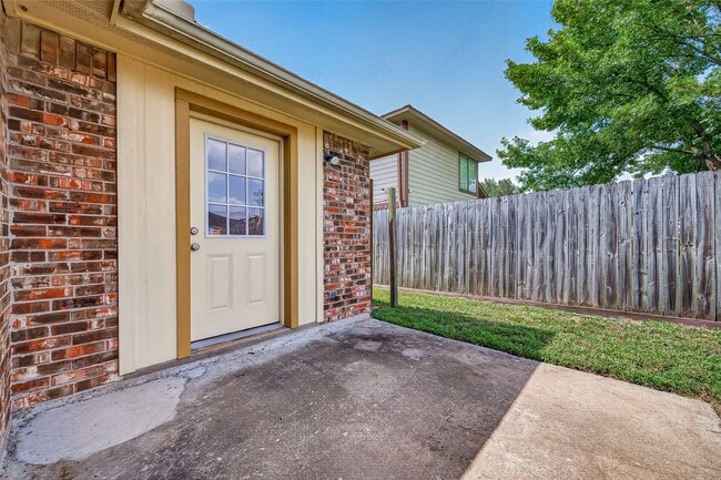 Building Photo - 7407 Cortes Dr