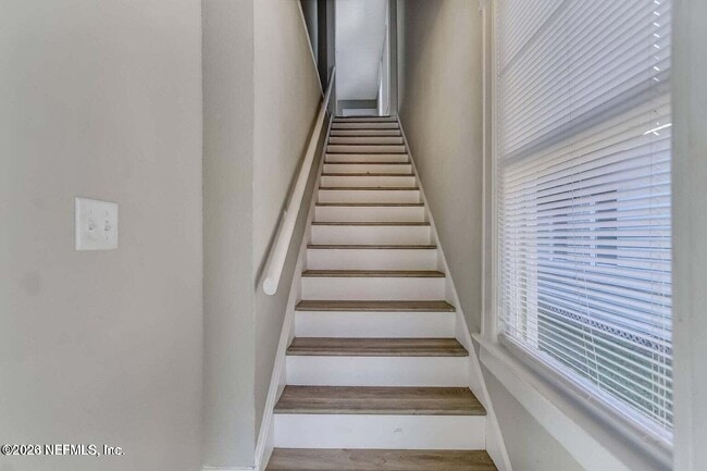 Photo - 2781 College St