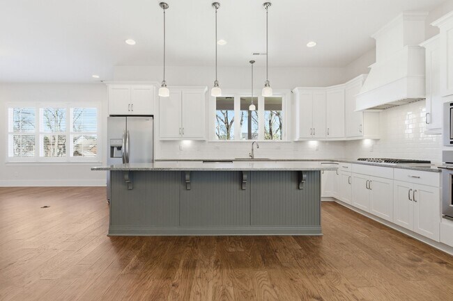 Photo - 1926A Castleman Dr