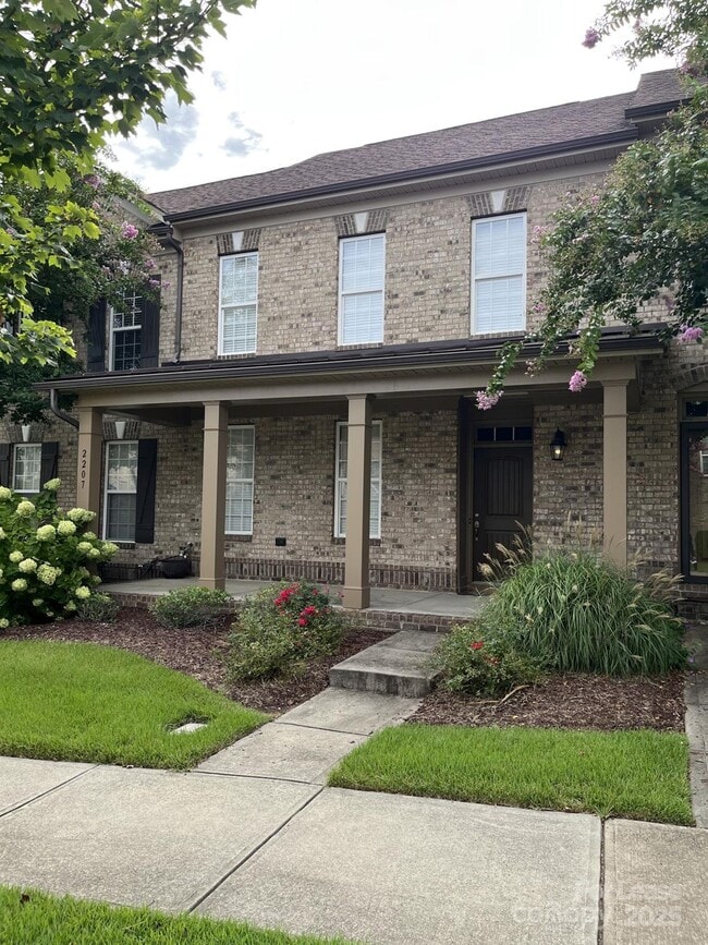 Photo - 2207 Eversham Dr NW Townhome