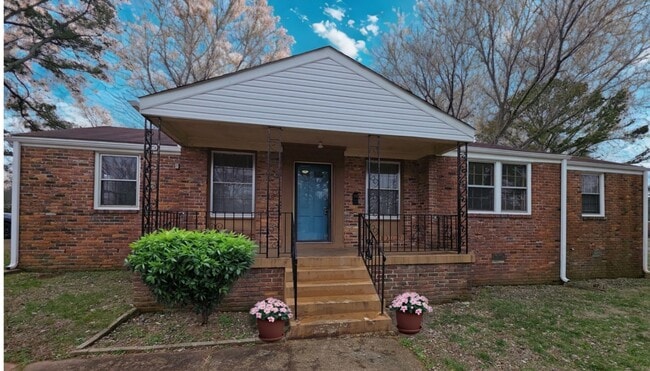 Photo - 4411 NW Kenwood Dr