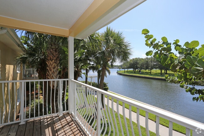 Snell Isle Luxury Waterfront Apartment Homes For Rent in Saint