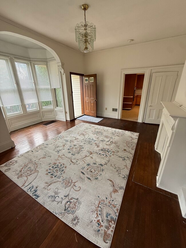 Building Photo - 130 Front St Unit 1