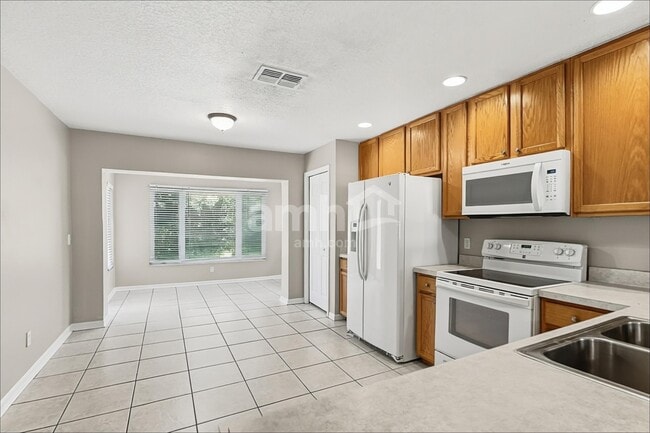 Photo - 7742 Citrus Blossom Dr