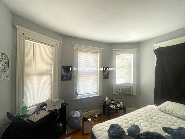 55 Bristol Rd Unit 1