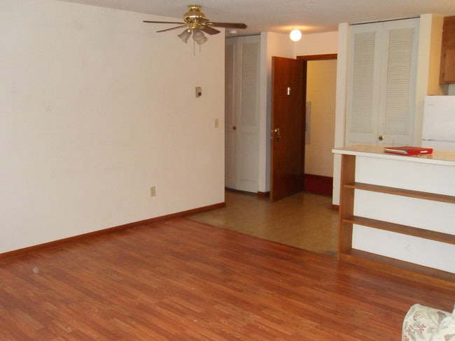 Living Room/Kitchen - 11th on Campus