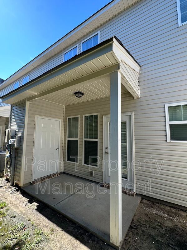 Photo - 106 Sonata Cir
