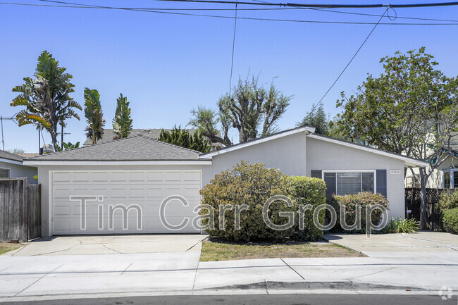 Building Photo - 2347 Orange Unit A Rental