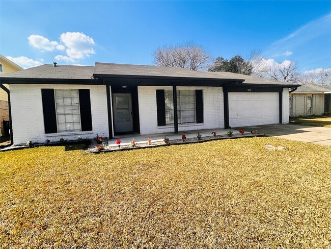 Photo - 10502 Long River Dr