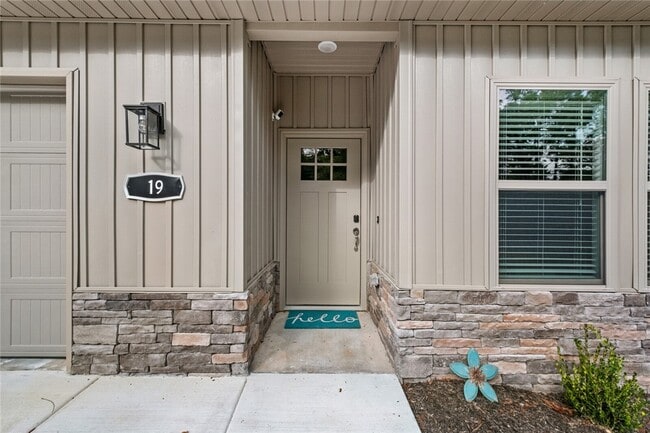 Photo - 19 Coylton Dr