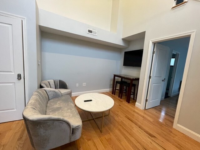 Living - 2614 South St Unit 2614 #C