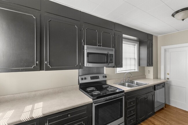 Photo - 301 Euclid Ave