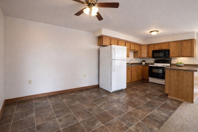 Photo - 925 Clubside Dr Unit A