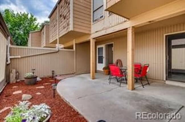 Photo - Beautifully Remodeled 3 bedroom Townhome in the Pinery.