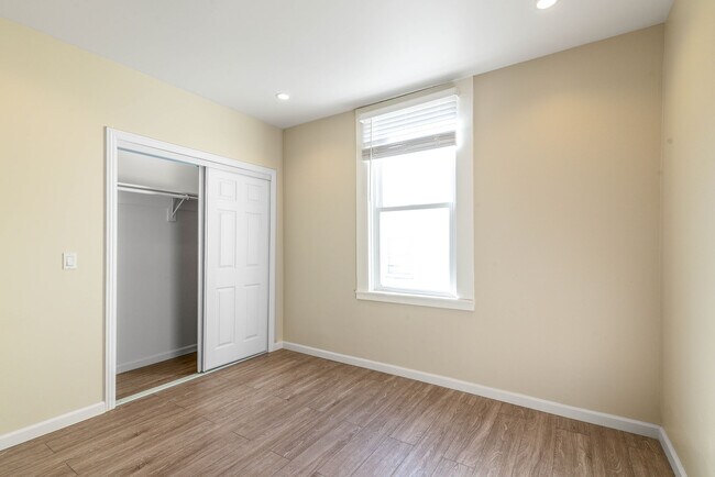 Photo - 1454-1464 Union