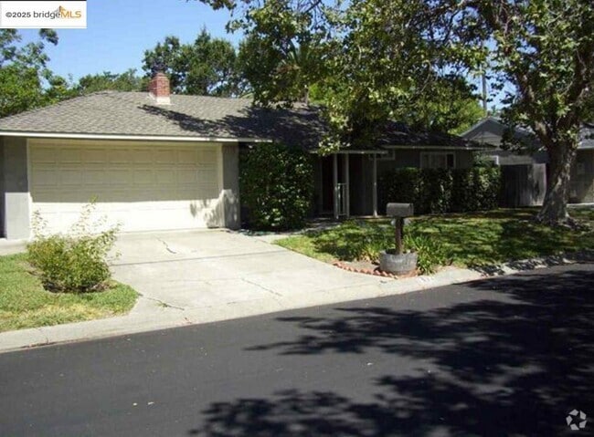 Building Photo - 1778 Ruth Dr Rental