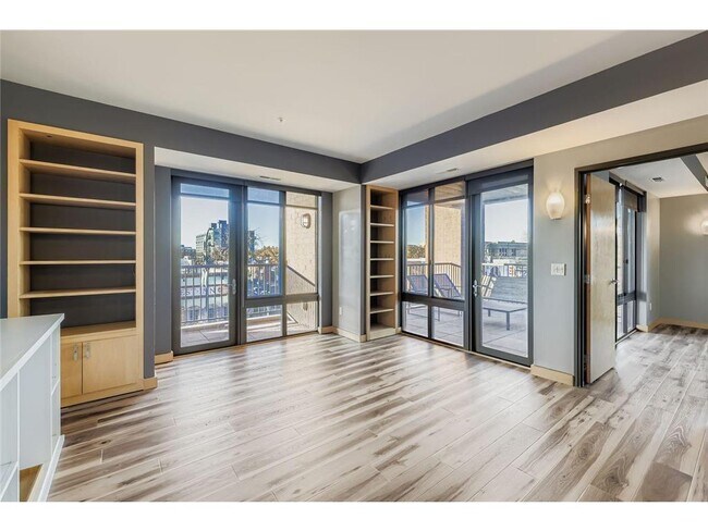 Photo - 10 E 26th St Unit 200