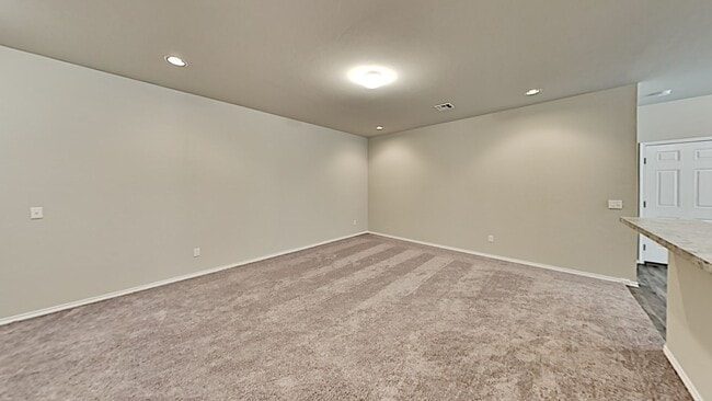 Photo - Very nice 3 Bedroom 2 Bath Home in Yukon S...