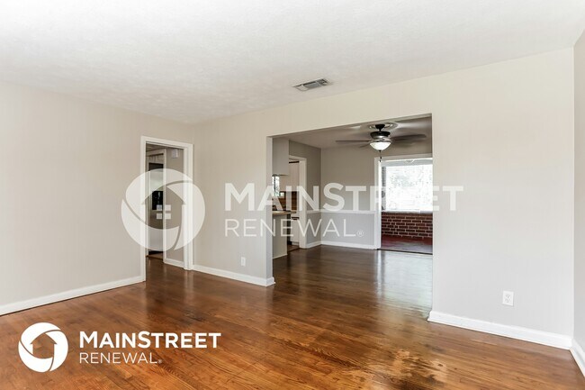 Photo - 6215 Pine Cove Ln