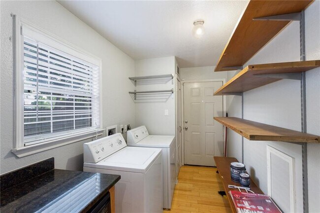 Photo - 74 Julius St