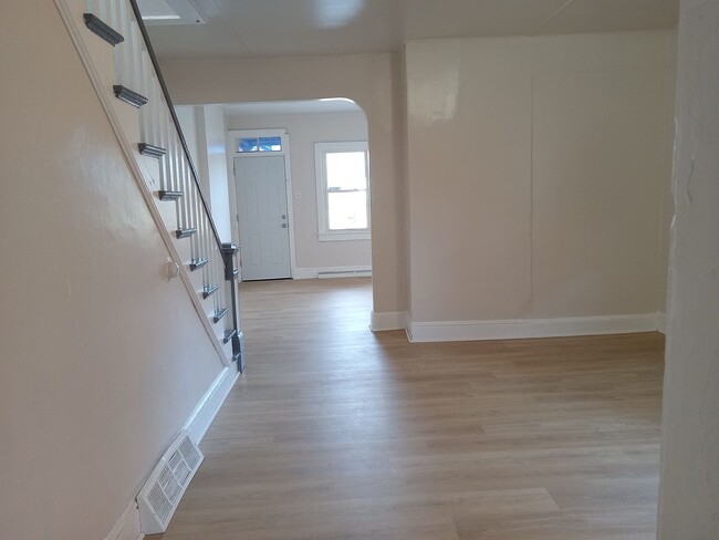 Photo - 133-135 Bank st Unidad 135 Bank st