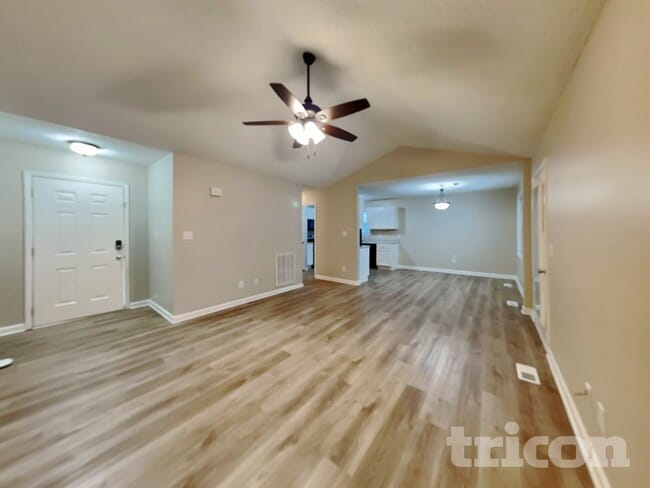 Photo - 153 Cambridge Elm Dr