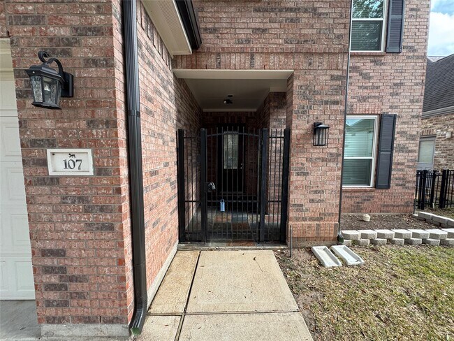 Photo - 107 Island Blvd Casa