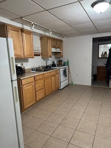 Building Photo - 0 Commercial St Unit 1