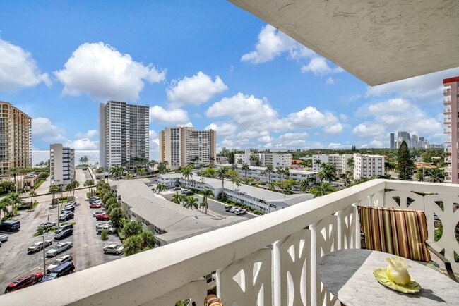 Photo - 3113 S Ocean Dr Unit 402
