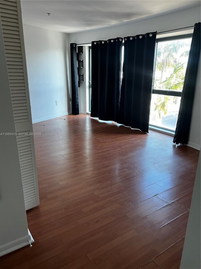 Photo - 5705 SW 72nd St Unidad 5705