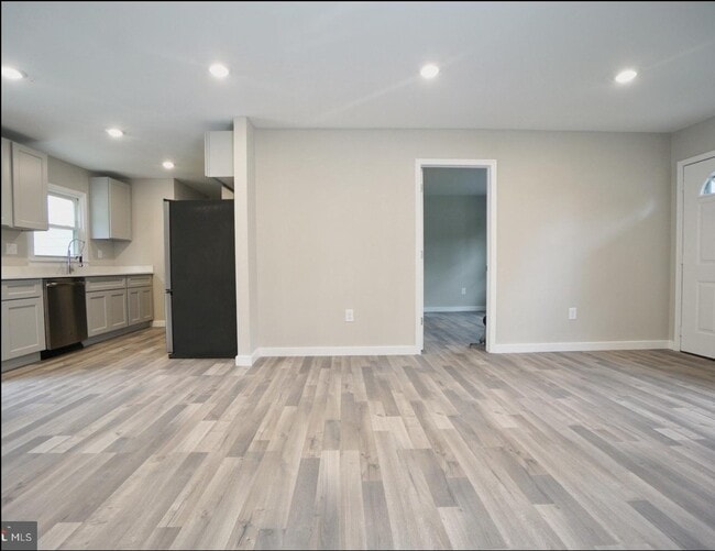 Photo - 14802 Arkansas St