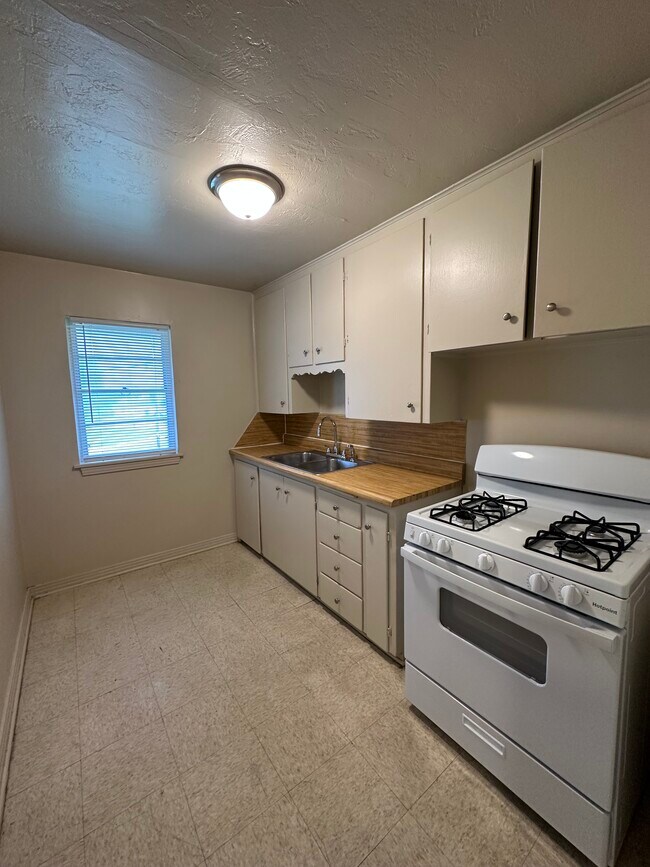 Photo - 622 S Palm St