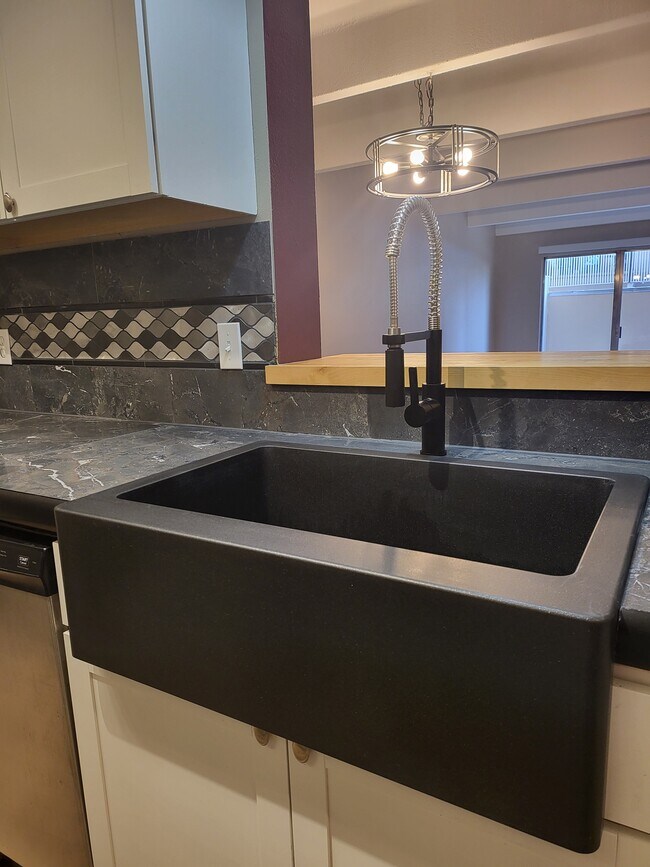 Photo - 8060 E Girard Ave Unidad 215 Rental