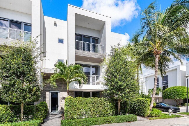 Photo - 4051 NW 17th Ave Townhome