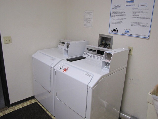 Photo - York Apartments