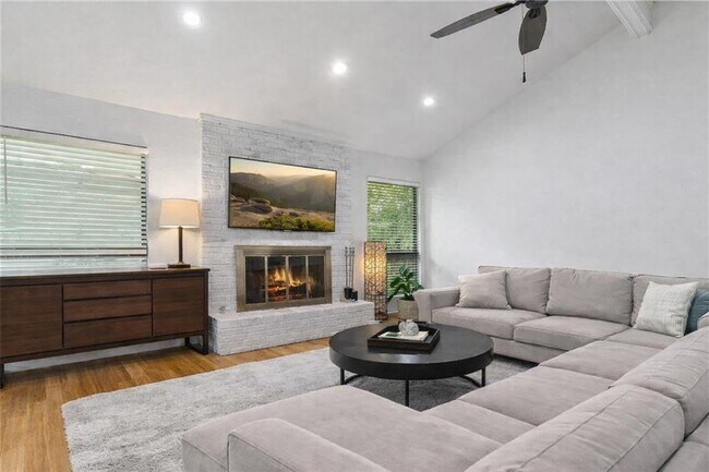 Photo - 3408 Rain Forest Dr