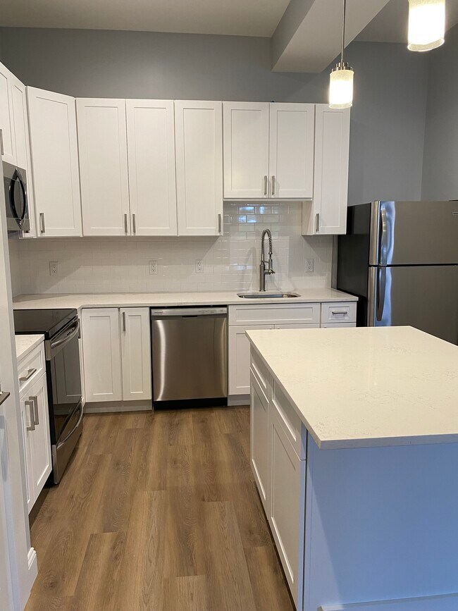 Photo - 391 Springfield Ave Unidad 2