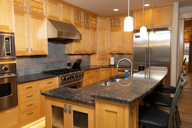 Photo - 3006 N 192nd Ave