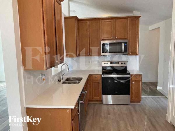 Photo - 314 Marisco Way