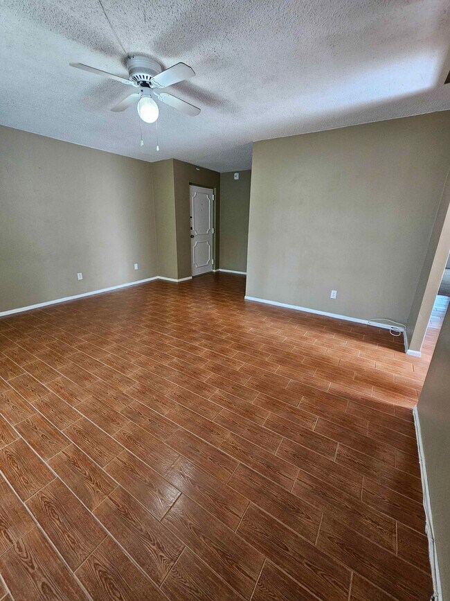 Photo - 8490-8413 13th St N Unit C