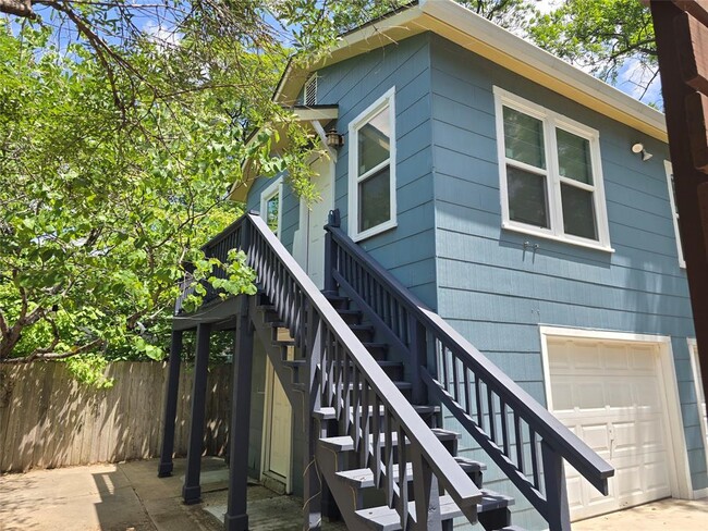 Building Photo - 4213 Ramsey Ave