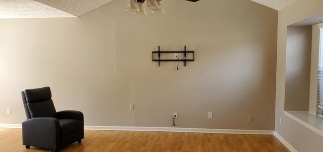 Photo - 2805 Knoxville Dr