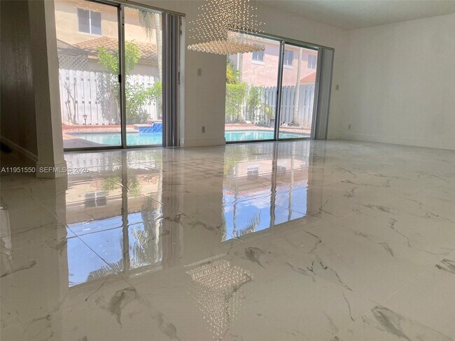 Photo - 11301 Rockinghorse Rd