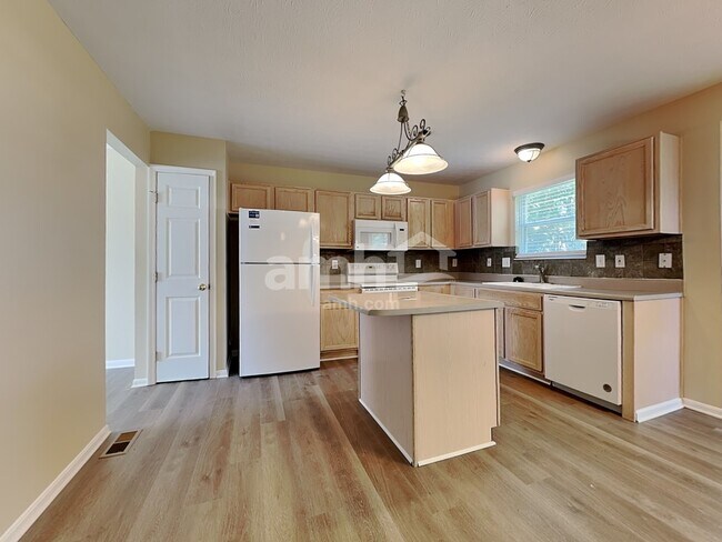 Photo - 1004 Wild Flower Ln