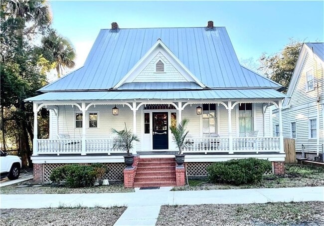 Photo - 1915 Union St