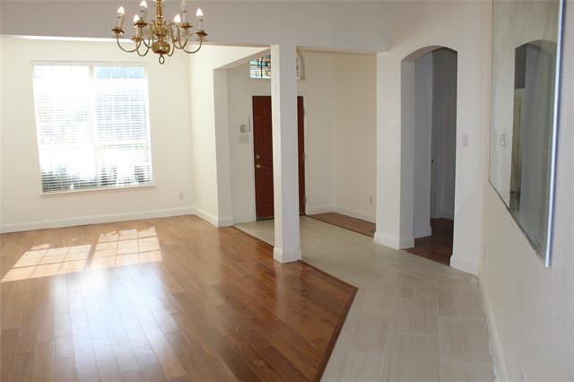 Photo - 3325 Bluegrass Dr