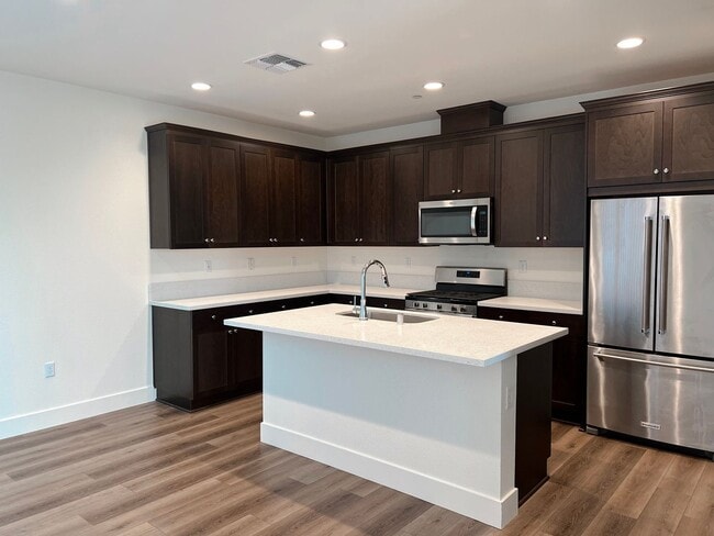 Photo - Beautiful Duets at Westfield in Hollister