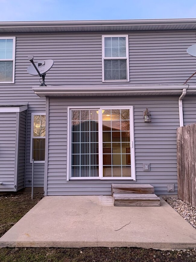 Photo - 3-bed, 2.5-bath townhouse in Tolono!
