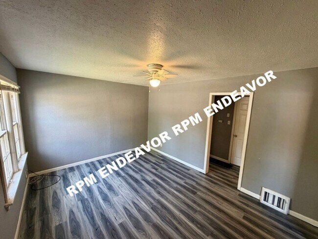 200 Chambers Rd